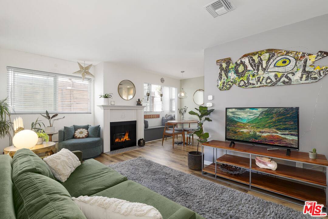 1239   9th St 1BR Santa Monica La