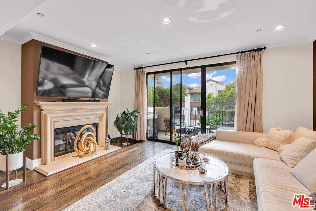 1530 Camden Ave 2BR Beverlywood La