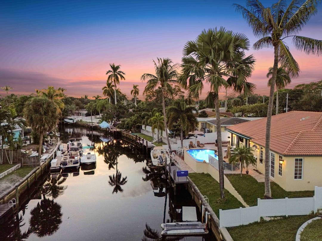 A BOATER'S DREAM ! This 3 bedroom, plus an office, 3 bathroom home spans 2, 662 living square feet and offers unmatched luxury and convenience for those who love the ...