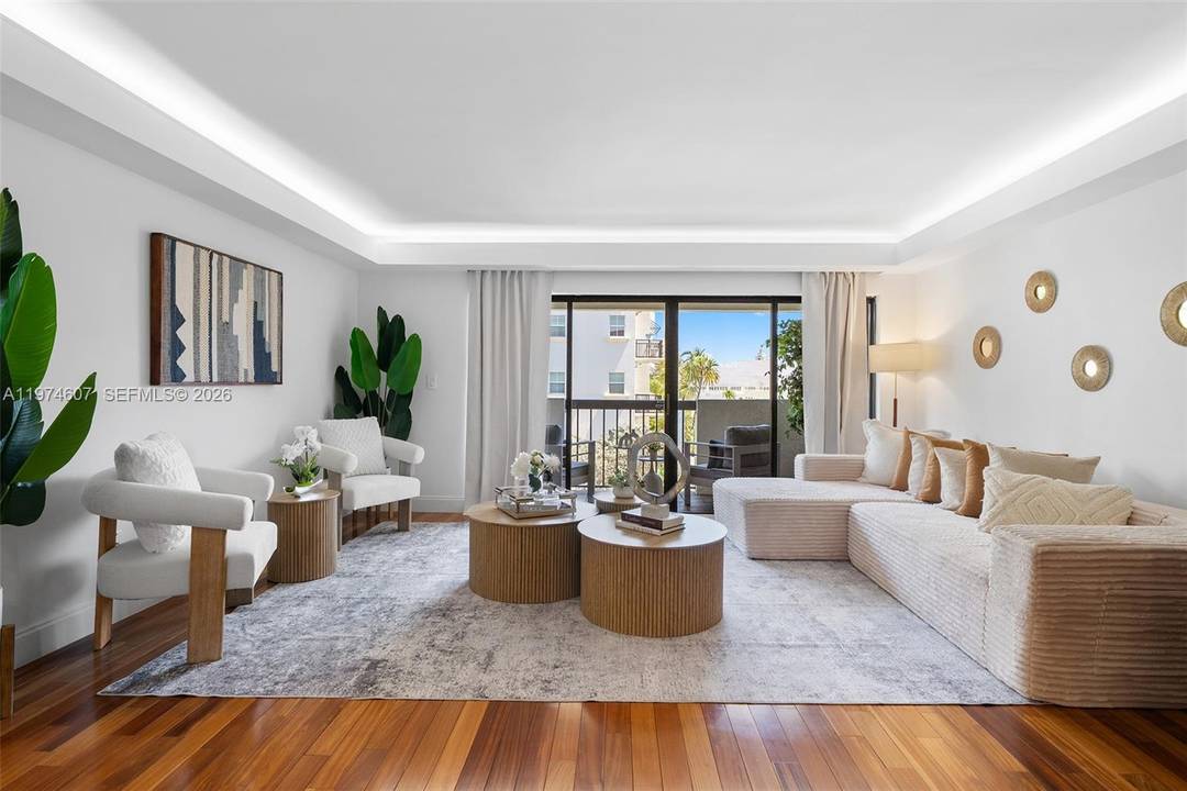 Welcome to Penthouse Cardena, a unique opportunity to own a corner penthouse residence in the boutique Biltmore Court Villas in Coral Gables !