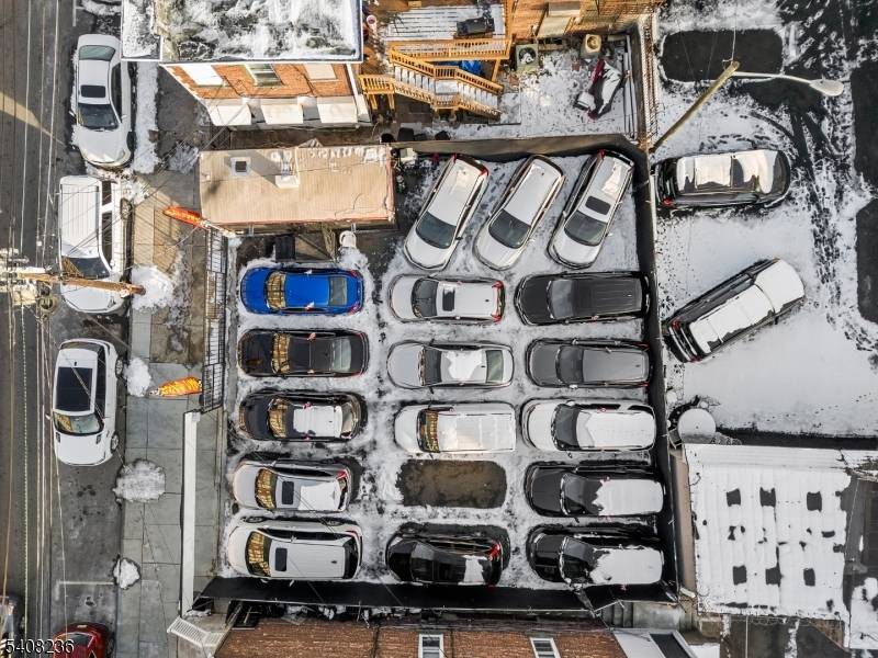 Turnkey used car dealership business for sale, key only.