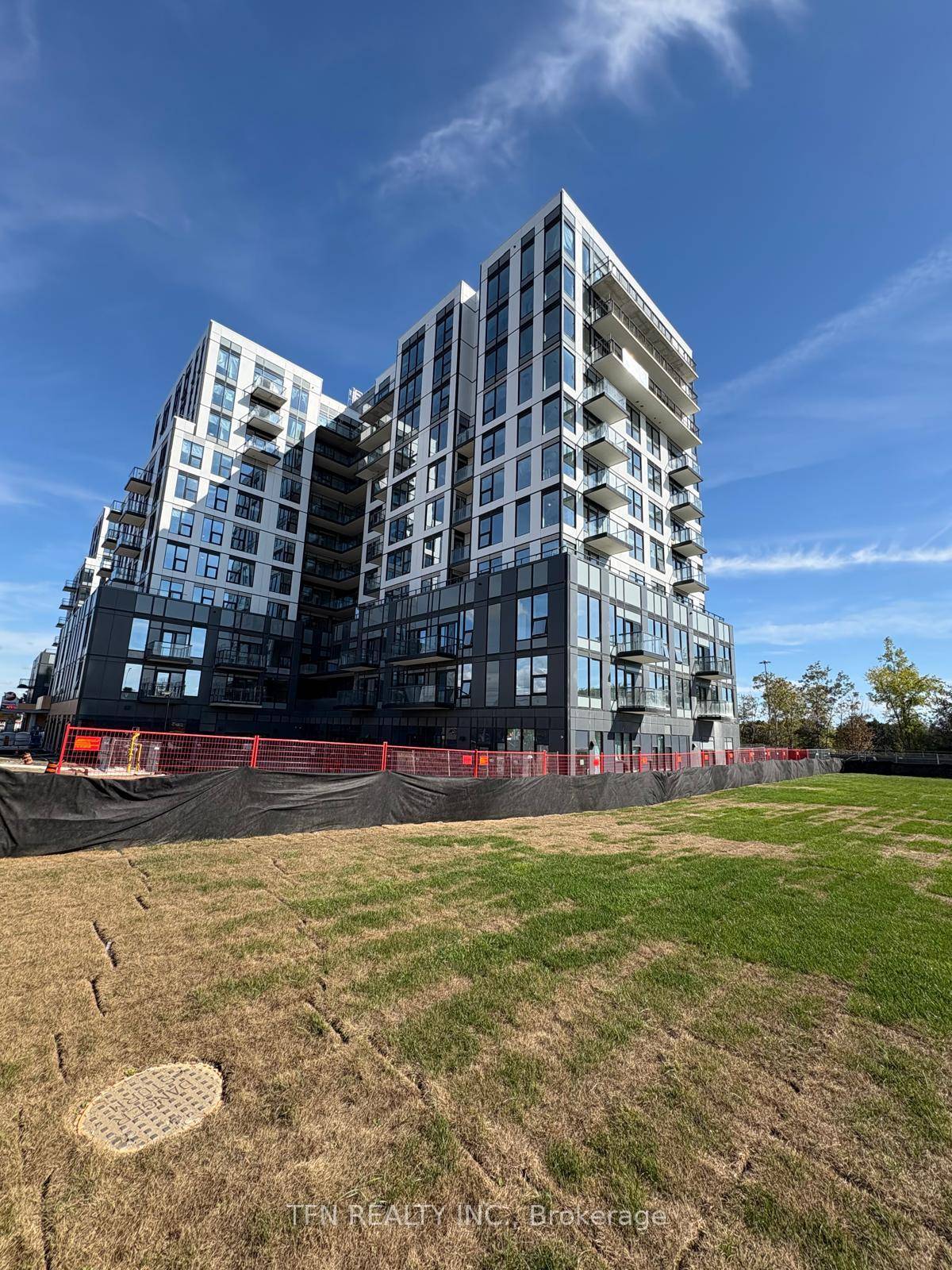 Absolutely Stunning, Brand New Spacious 1 Bedroom With One Parking in East Scarborough.