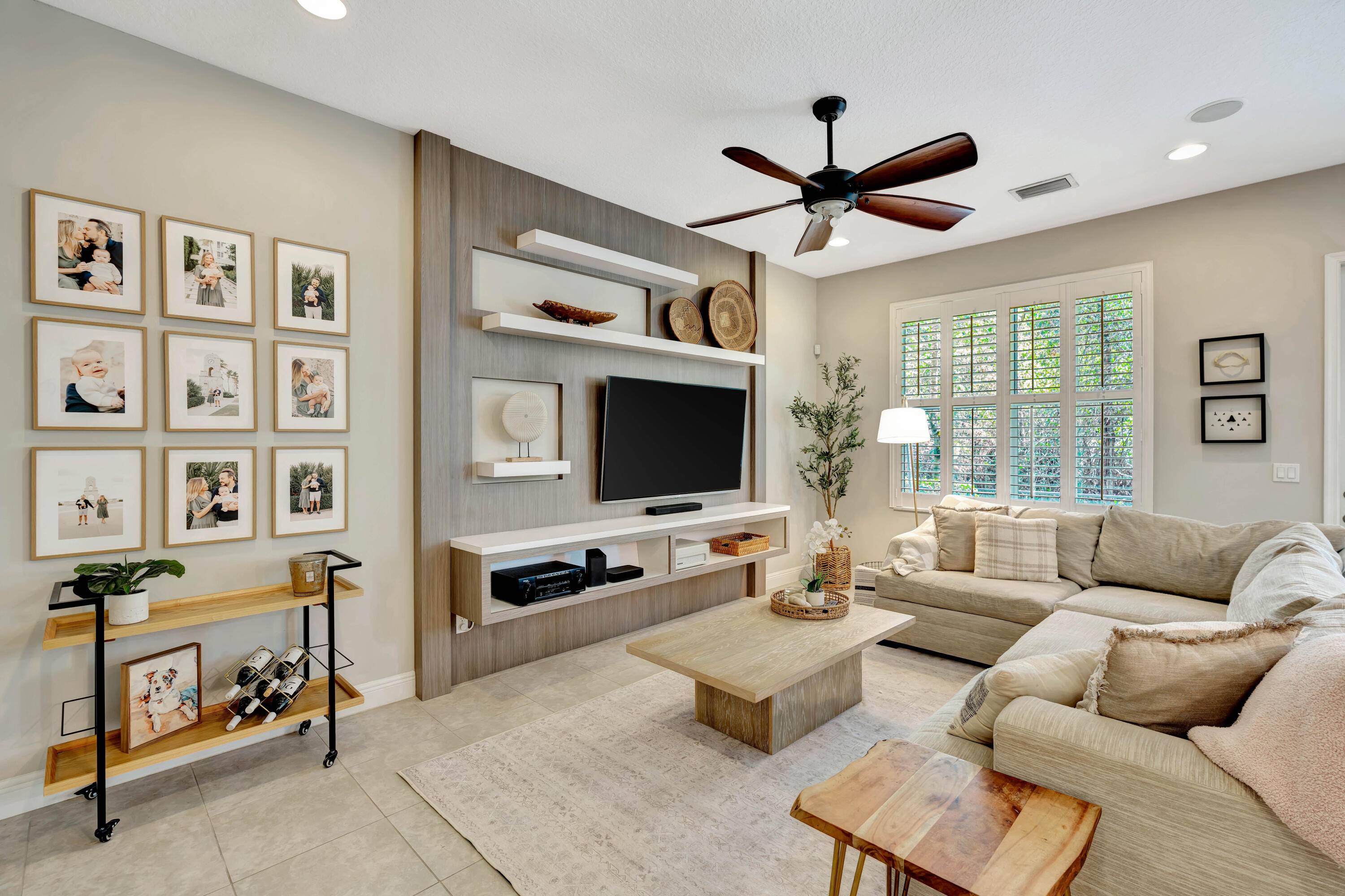 Welcome to 1136 Piccadilly Street, a pristine gem nestled in the prestigious gated community of Hampton Cay, located in the vibrant heart of Palm Beach Gardens, FL.