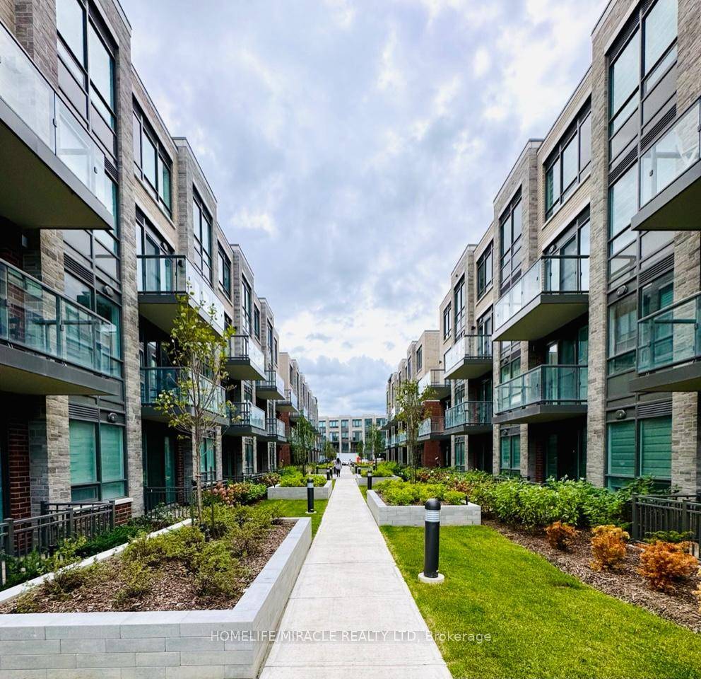 Welcome to this beautifully upgraded Executive 2 storey, 3 bedroom corner unit located in the highly desirable Brampton East Bram East community, bordering Vaughan.