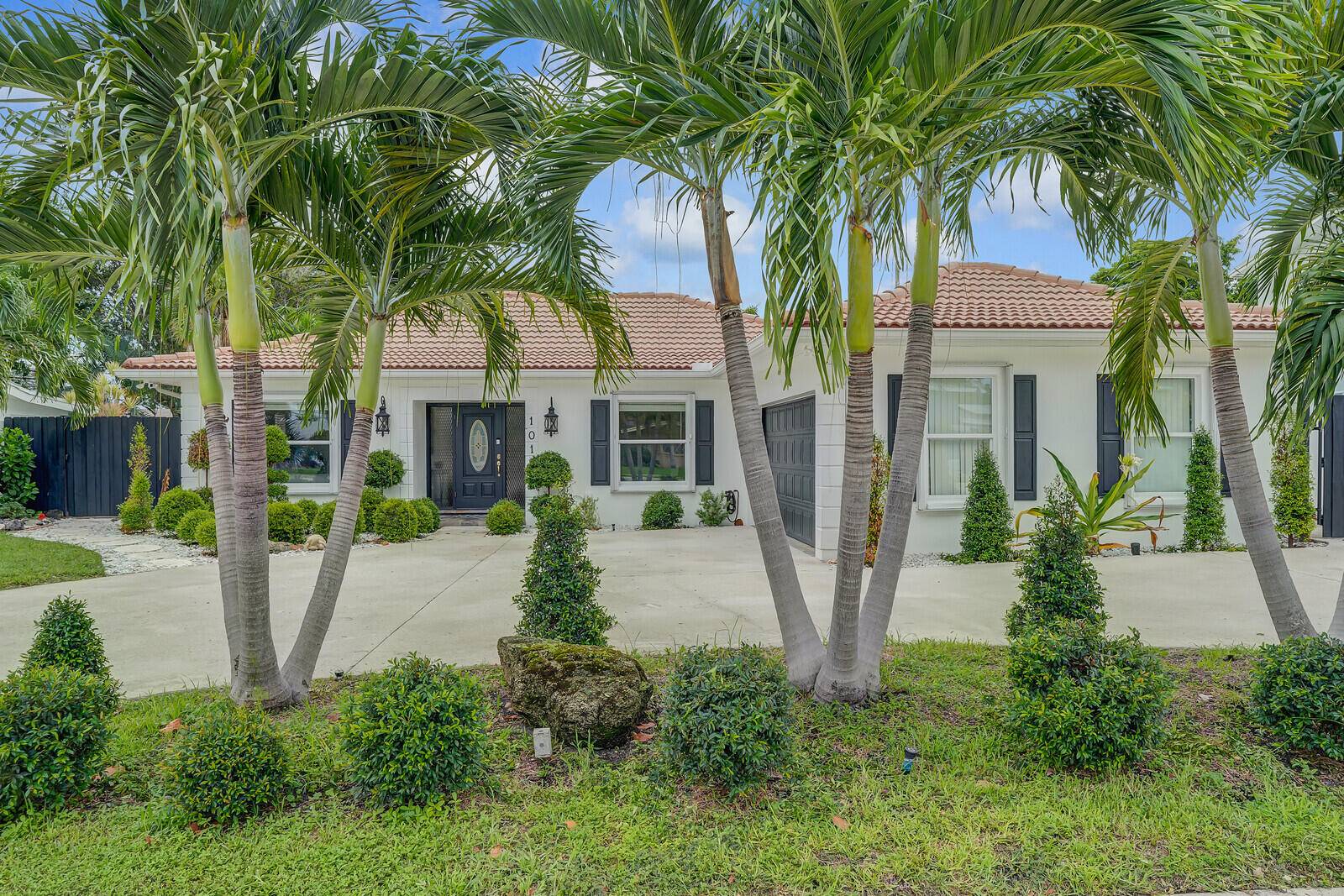 Welcome to this beautifully updated 4 bedroom home in the highly sought after Boca Square neighborhood just 5 minutes to downtown Boca Raton and I 95, and zoned for the ...