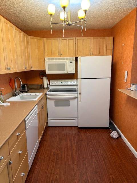 You will enjoy this 2nd floor, furnished 1 bedroom 1.