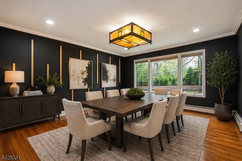 Stunning Updated Franklin Lakes Home for Rent in a Premier Location !