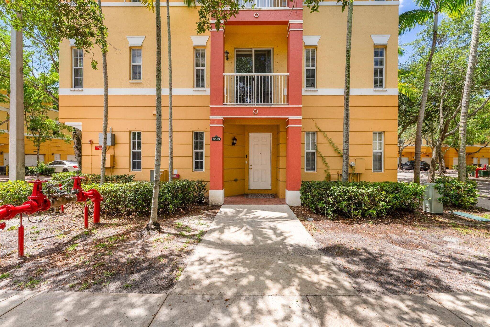 Welcome to a spacious 4 Bedrooms townhome located within 5 10 minutes of all your essential needs.