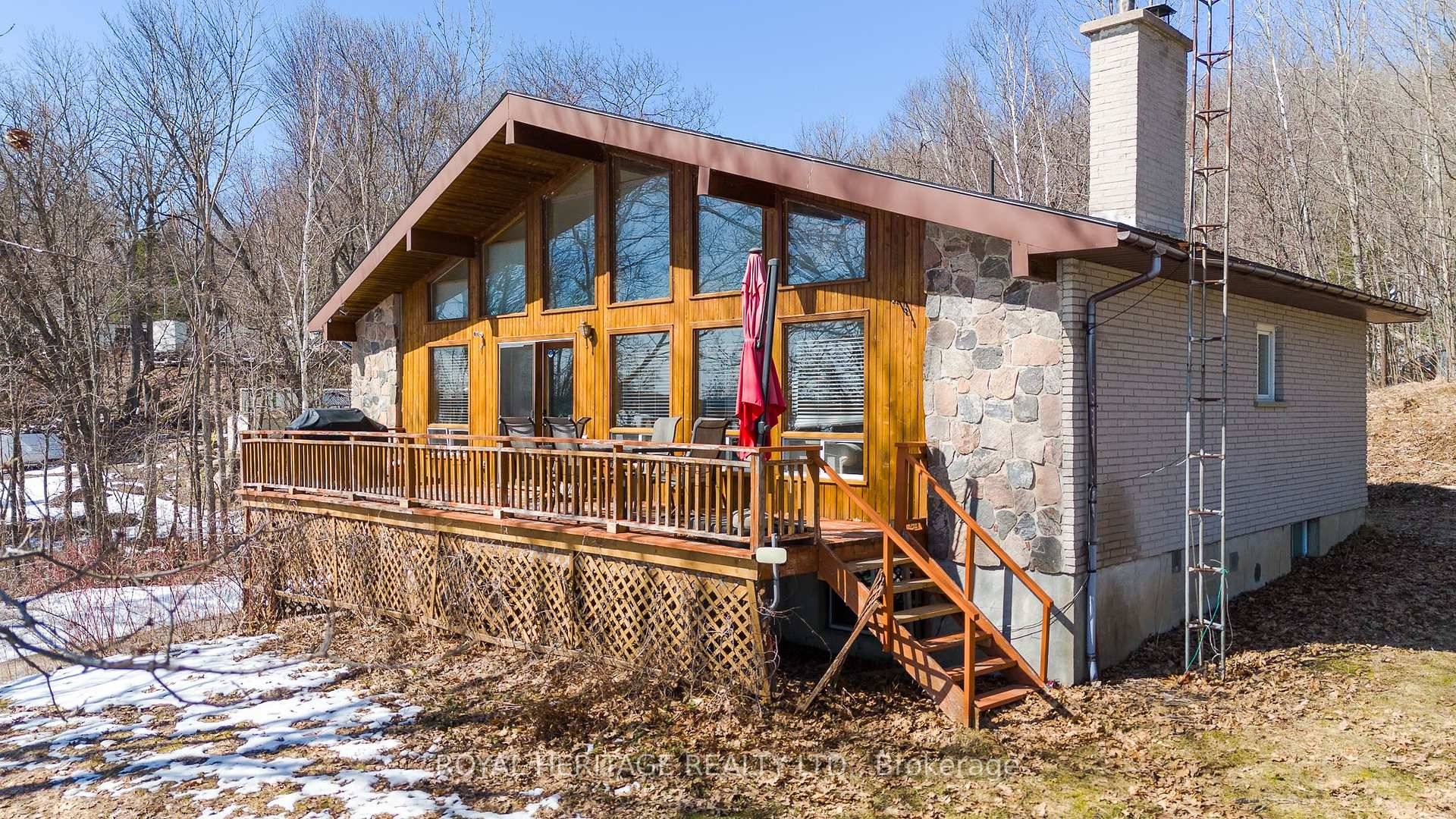Fabulous Doe Lake Retreat 18.