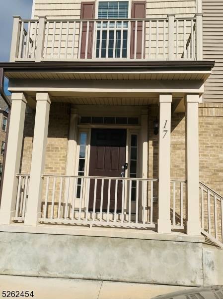 Best choice to rent this sun drenched contemporary end unit townhome with 4 bedrooms, 3.