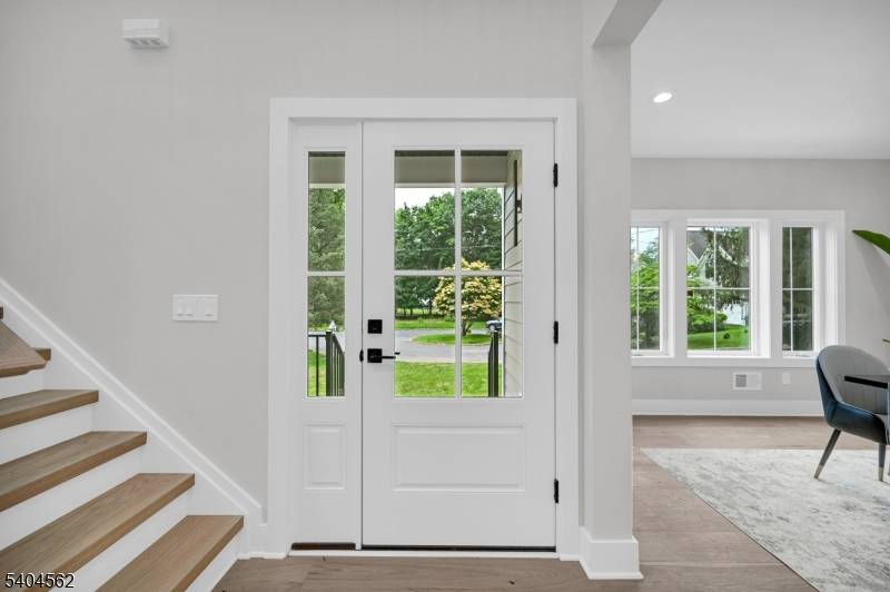 This stunning NEW CONSTRUCTION Colonial offers over 4, 600 square feet of luxurious living space across four levels, featuring six spacious bedrooms and five full and two half bathrooms on ...