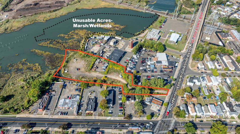 Exceptional opportunity to acquire acreage of industrial land on Ella T.