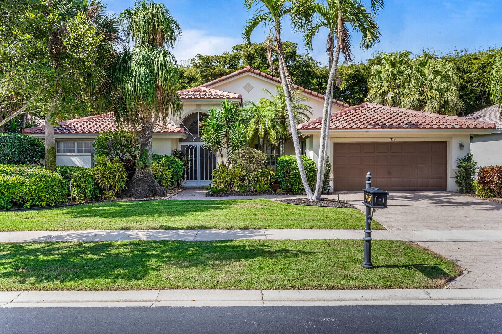 Welcome to your dream home in the sought after community of Lakeridge Falls at Westchester !