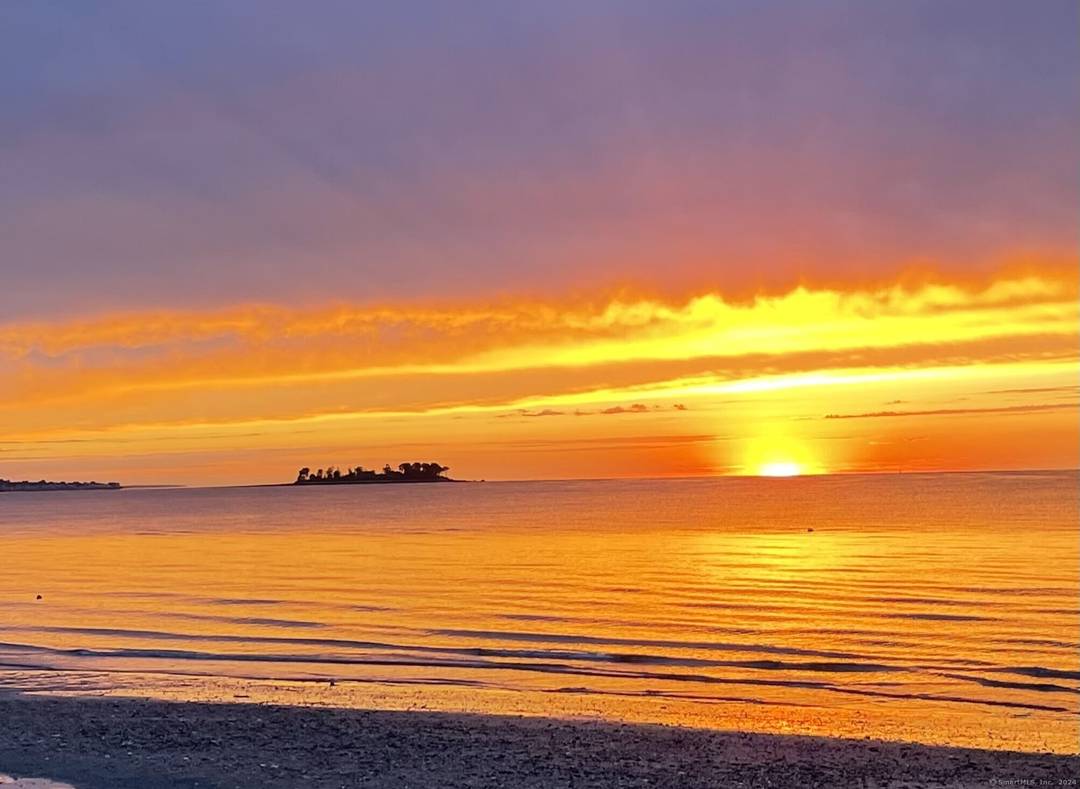 Short Term Furnished Rental, ALL UTILITIES INCLUDED IN PRICE.