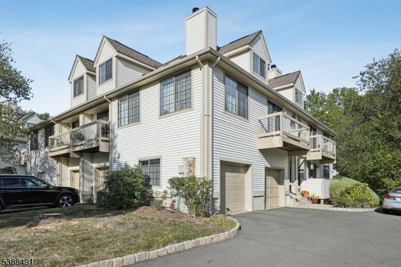 Welcome to The Cedars ! This spacious 3 bedroom, 2.
