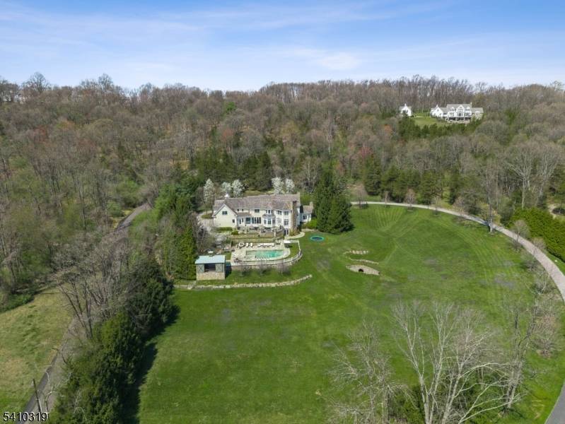 91 Mosle Road is a magnificent 7 bedroom, 8.