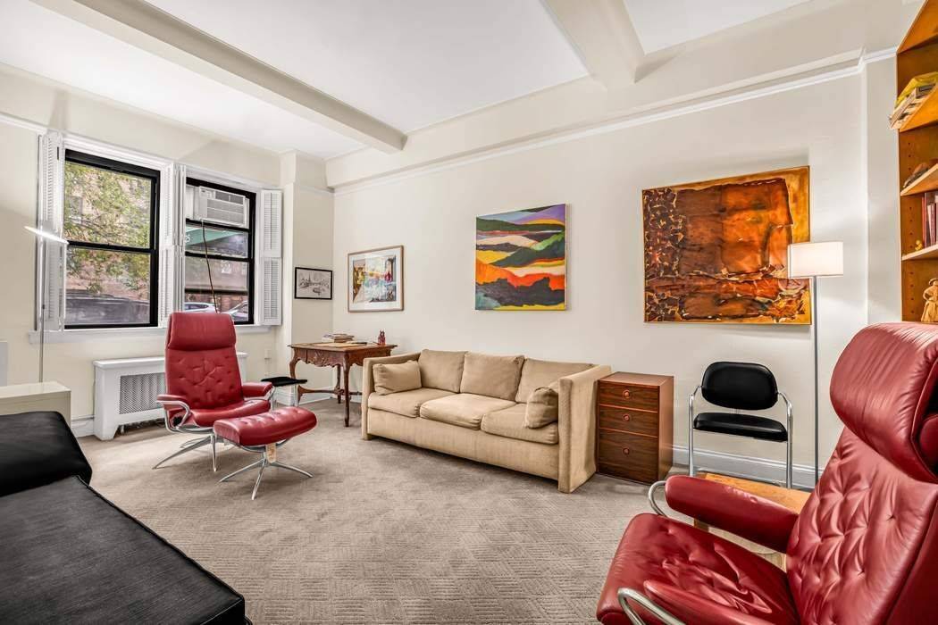 This versatile layout offers excellent potential to remain a professional medical space or be converted into a residential home.