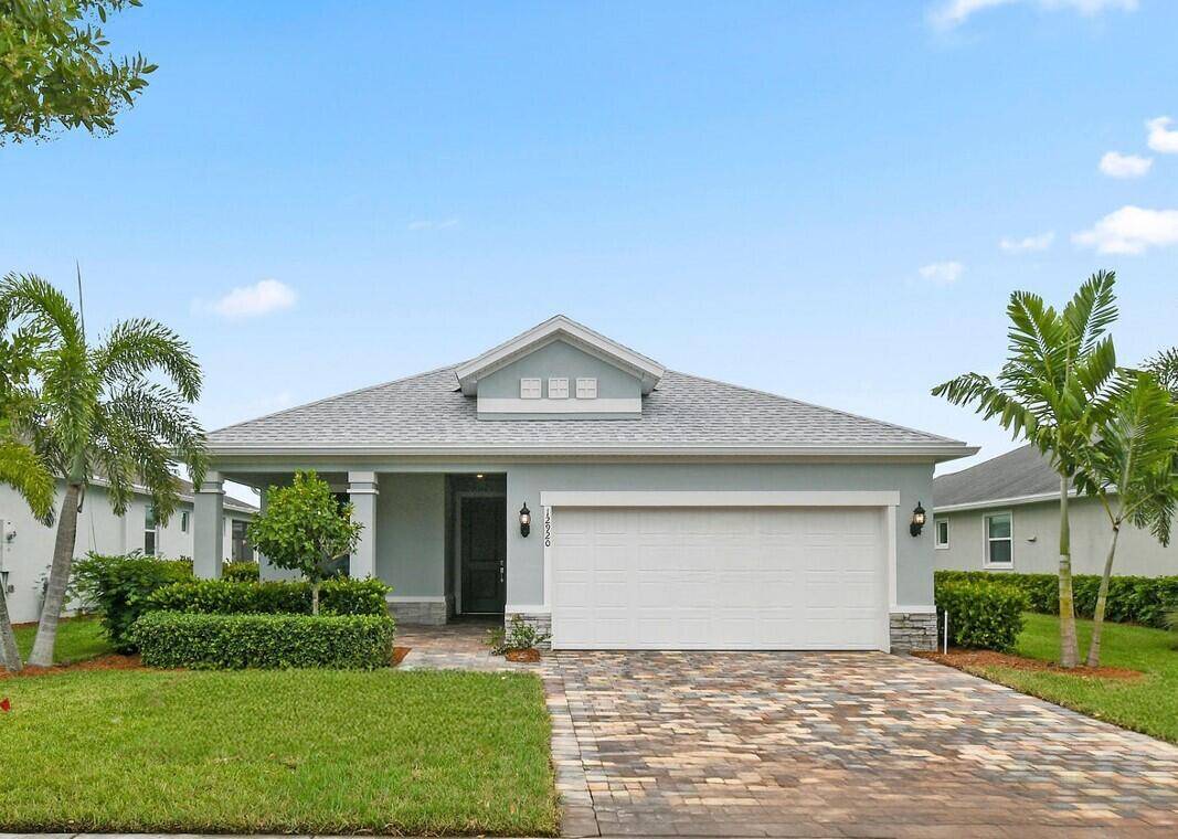 NEW CONSTRUCTION Newly completed home from Phase 1 in the nearly Sold out community of Del Webb Tradition.
