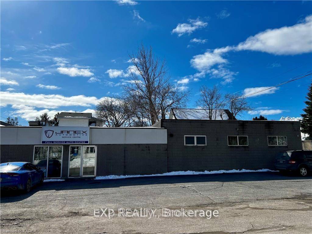 Location, Location ! Commercial space with prominent frontage and showroom onto Division Street.