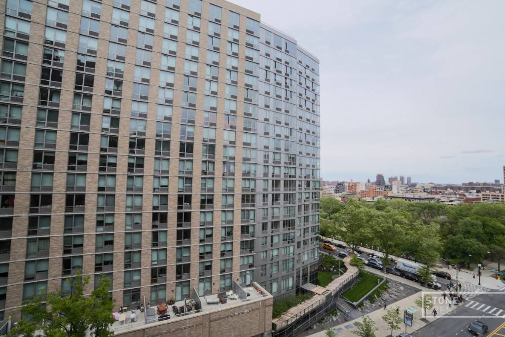 PARK VIEWS ! Sunny and spacious 3 bedroom apartment in a well maintained, pre war building.
