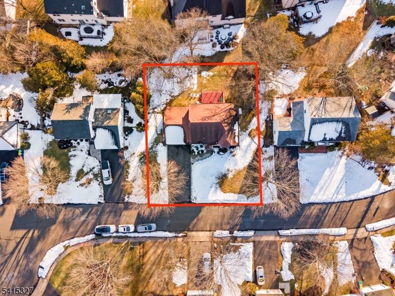 Northeast facing move in ready 4 bedroom home nestled on a quiet cul de sac in the highly desirable community of Hillsborough.