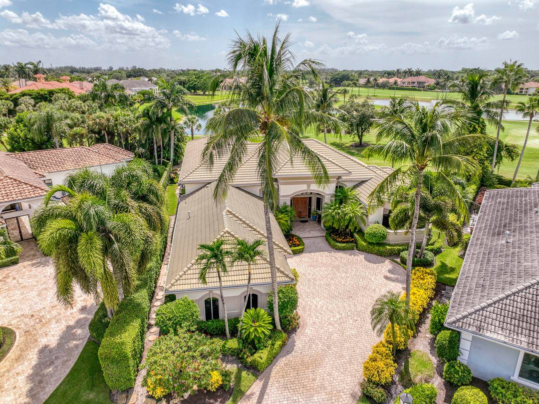 Spend this season in the beautiful private gated community of BallenIsles.