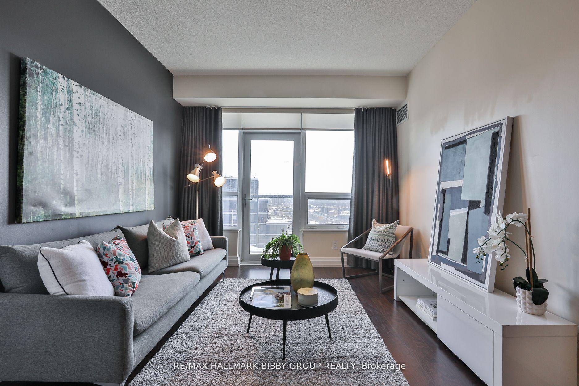 This Breathtaking, Two Bedroom, Two Bathroom Masterpiece In The Highly Sought After Hullmark Centre Condominiums Exudes Convenience And Offers A Unique Lifestyle.