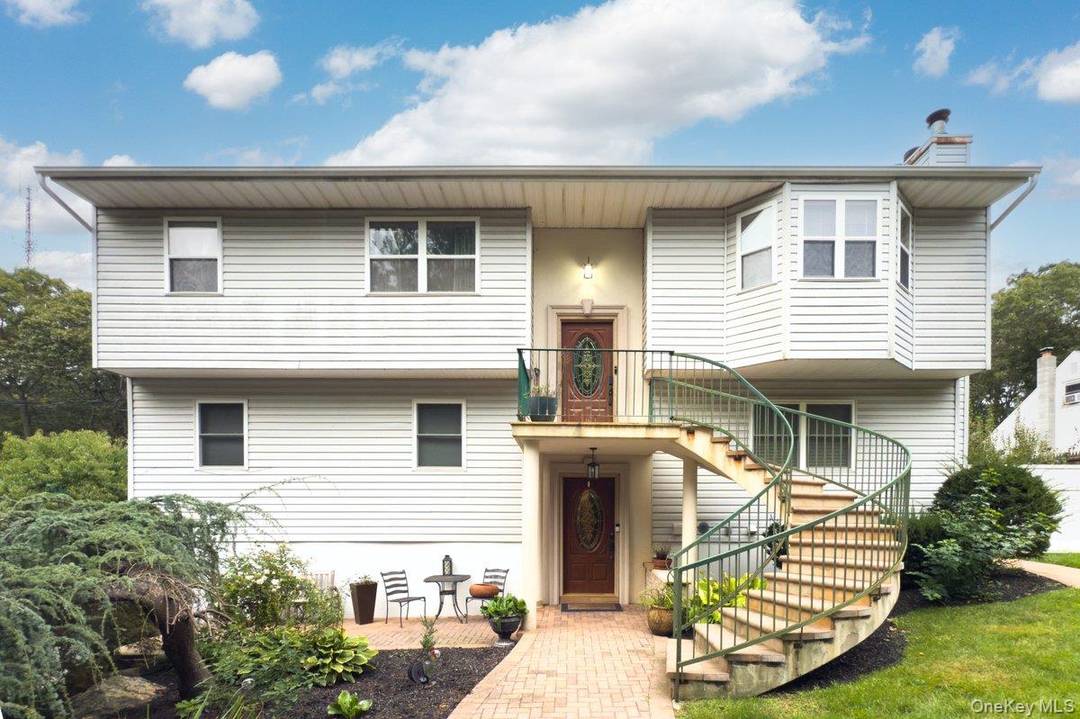 Welcome to 129 Berkshire, a house that is sure to wow you.