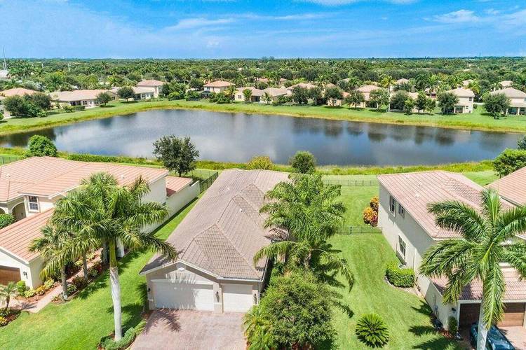 Available March 5th, come see this GORGEOUS rare 4 bedroom ''Pearl'' at Greytone featuring a 3 car garage, upgraded kitchen, crown molding, built in closets and lovely lake views just ...