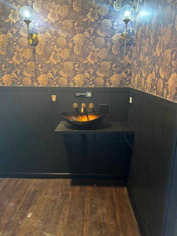 Rare opportunity to lease a high visibility commercial space perfect for restaurant, lounge, cafe, or specialty retail concepts.