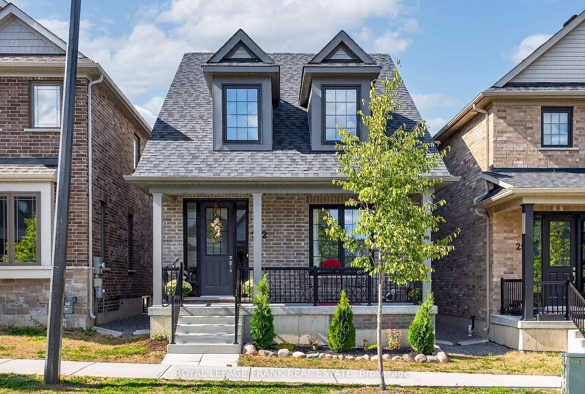 Discover this nearly new 2 bedroom bungaloft, just 3 years old and in move in condition.