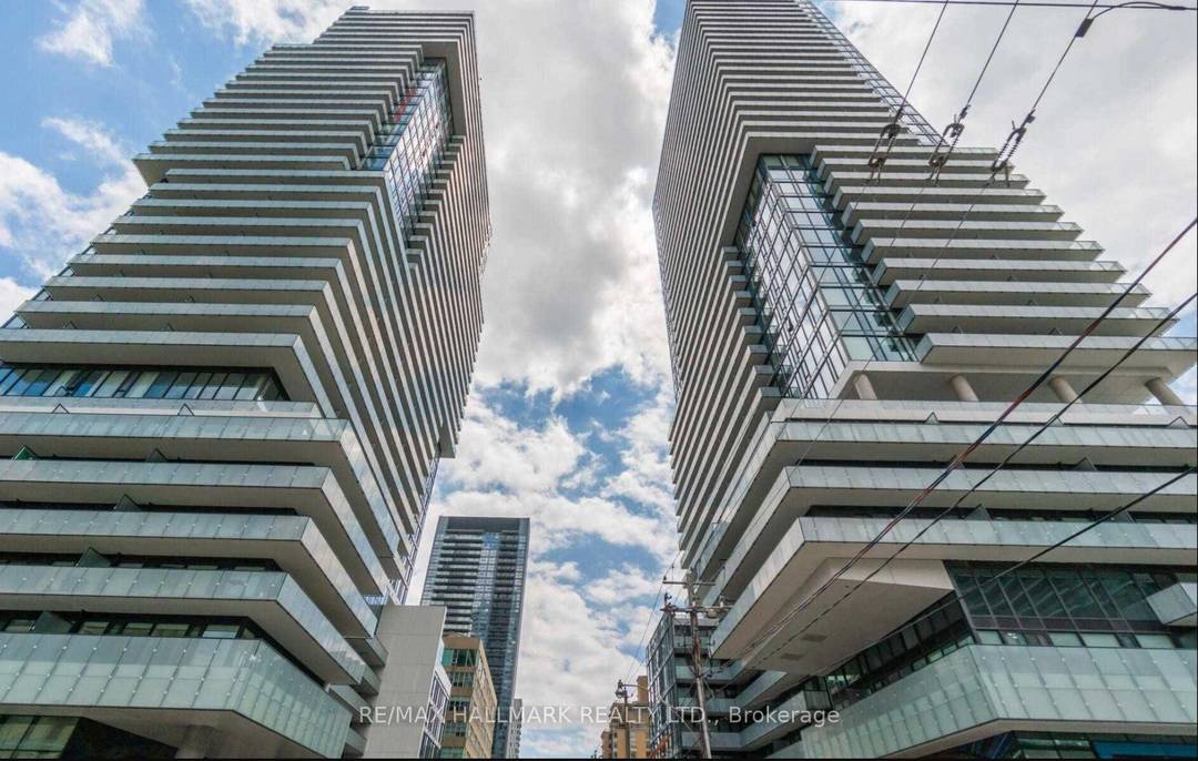 Furnished Stunning 2bedroom plus 2washrooms with a total of 830 sqft of living space 714 sqft interior 116 sqft balcony and breathtaking views of the city and lake.