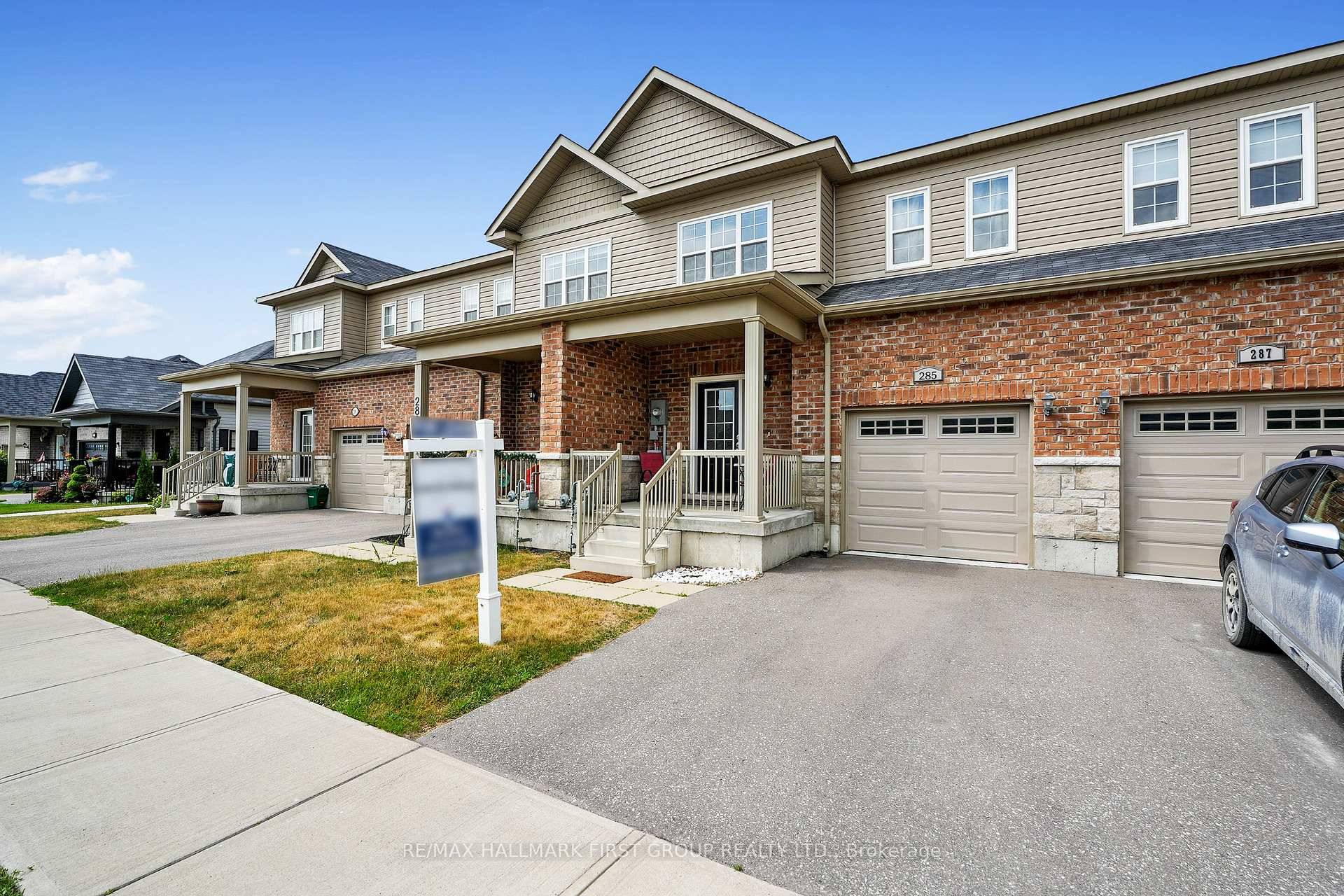 Modern and move in ready 3 bedroom, 3 bathroom townhouse for lease in Cobourg.