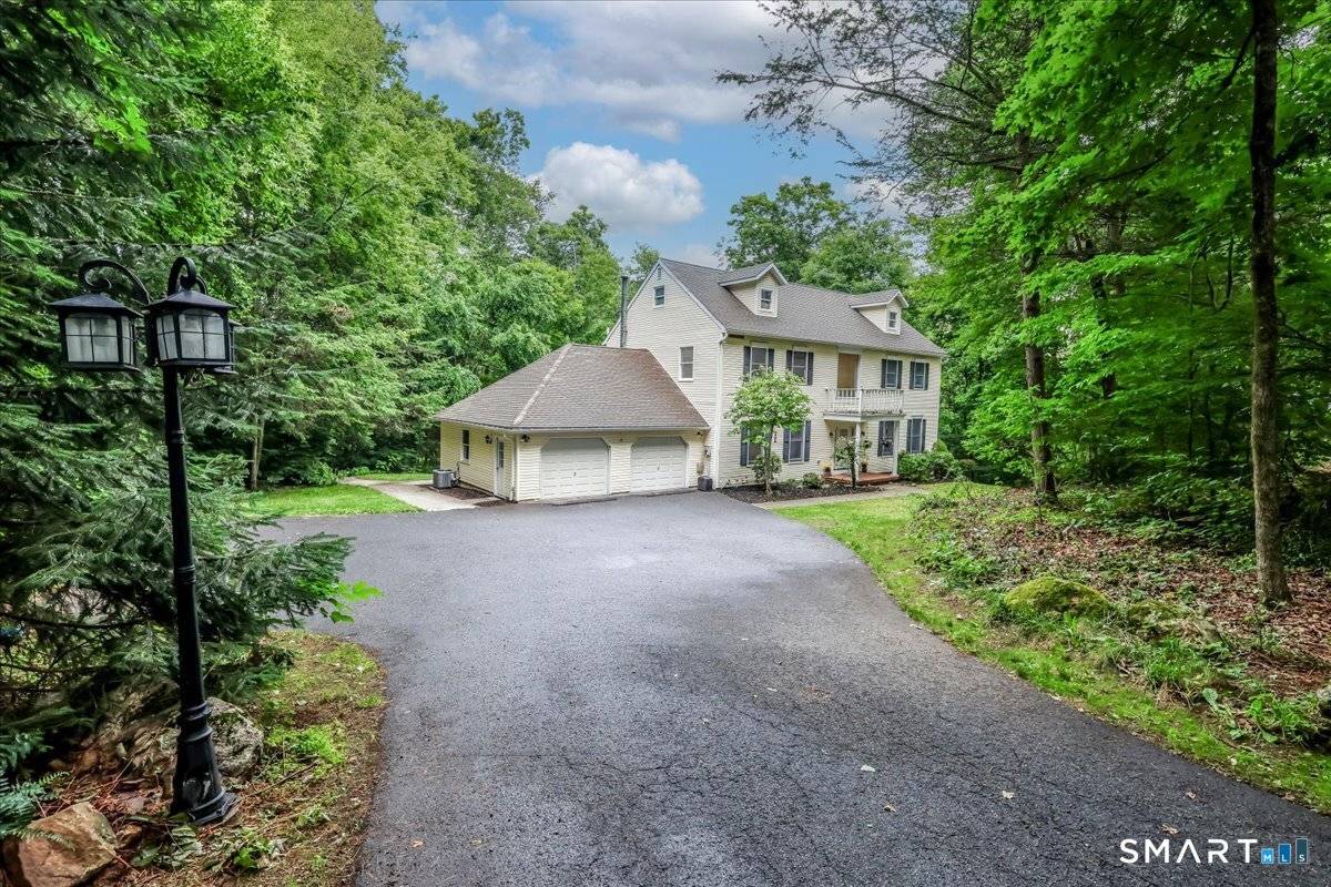 Located in sought after Greenknoll Drive located in the heart of Brookfield, this spacious Colonial offers a rare and flexible floor plan with six bedrooms and four full baths, connected ...