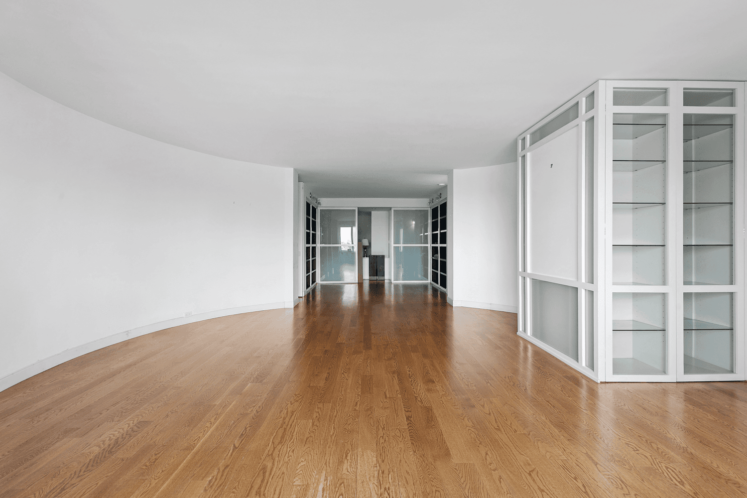 Stunning 3 Bedroom with Private Balcony amp ; East River Views at 60 Sutton Place South !