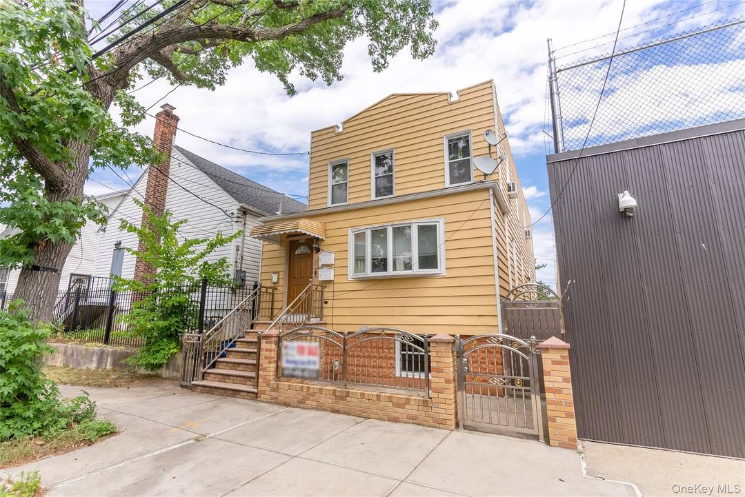 Great Investment Property near Soundview Park.