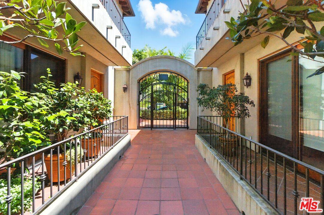 838   16th St 2BR Santa Monica La