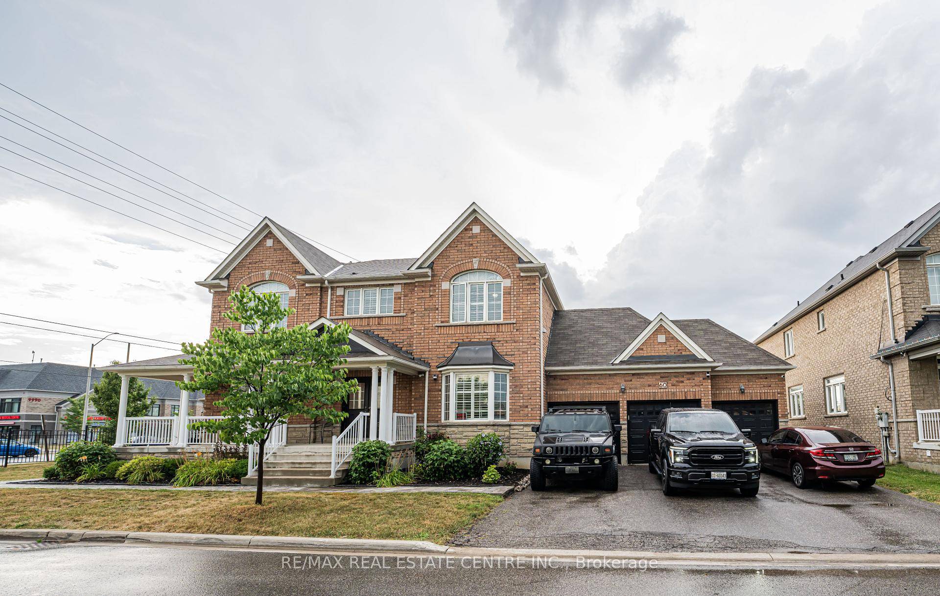 A Rare Find Grand 3 Car Garage Model, Gorgeous Interiors with Immaculate Layout of 3200 Sqft Feels Surprisingly Bigger Built by Reputed Builder Regal Crest Homes.