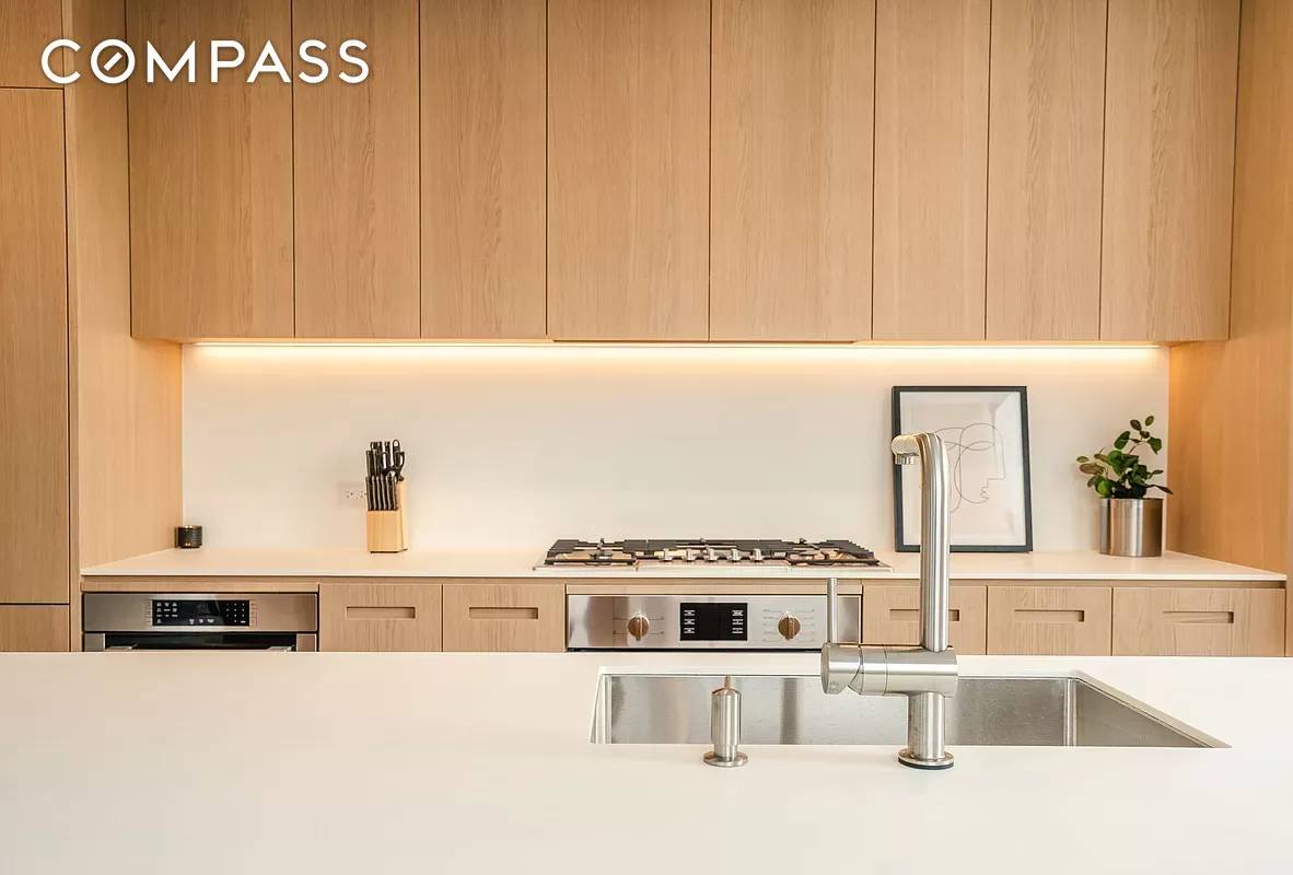 3BR 2BA condo rental available immediately at 98 Front Street in prime DUMBO.