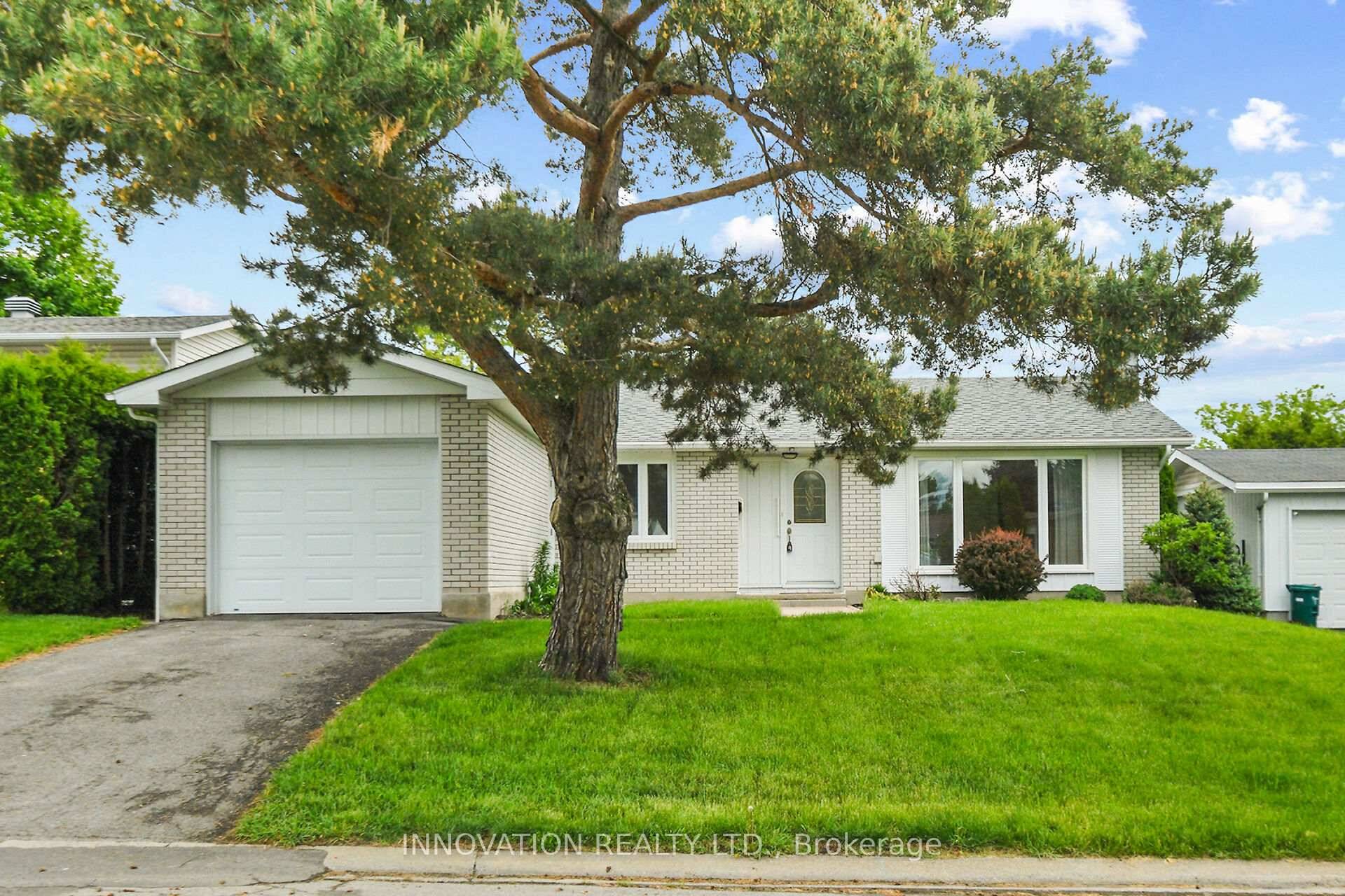 First time on market ! This brick and stucco bungalow is ideally located on a quiet crescent in the highly sought after neighbourhood of Beacon Hill South.