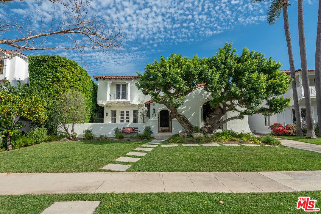 312 S MCCARTY DR 5BR Beverly Hills La