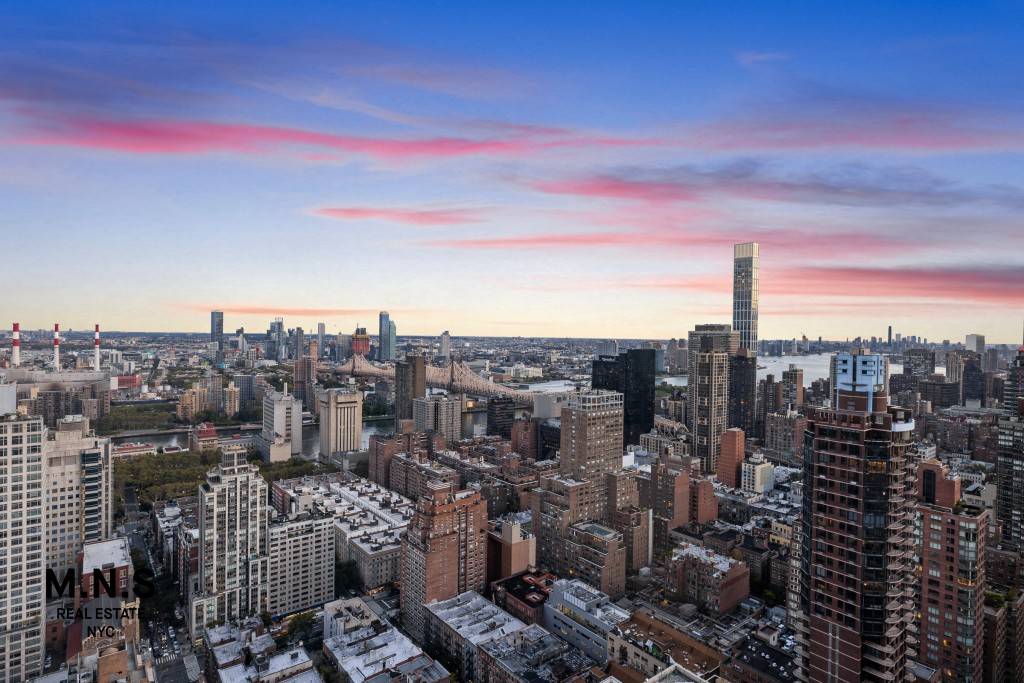 Luxury 1 Bedroom Now Available in Upper East Side !