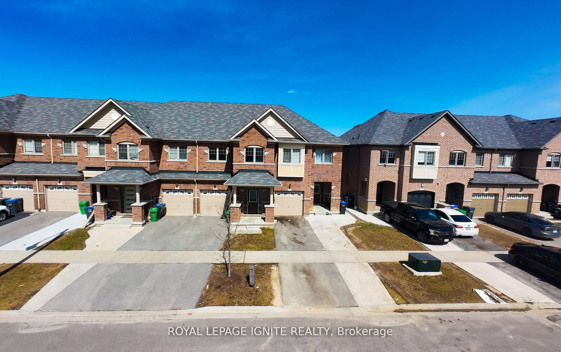 This beautifully upgraded home offers a perfect blend of luxury and functionality, featuring 3 spacious bedrooms and 3 modern washrooms.