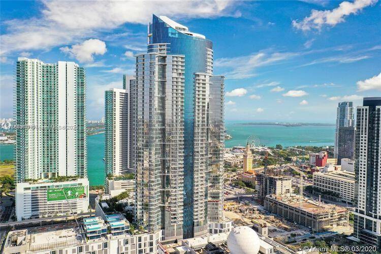 Great value 2 bed 2 bath condo in the amazing Paramount Miami Worldcenter.