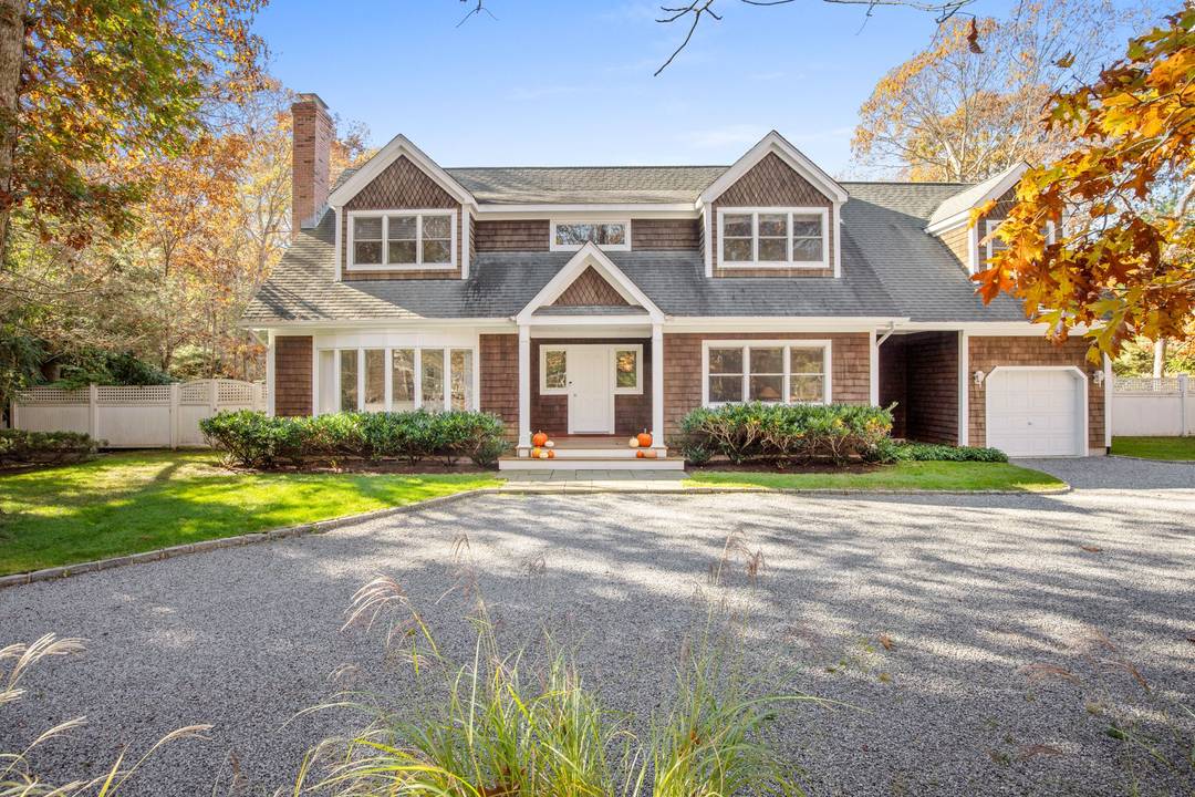 Easy Summer Living in East Hampton