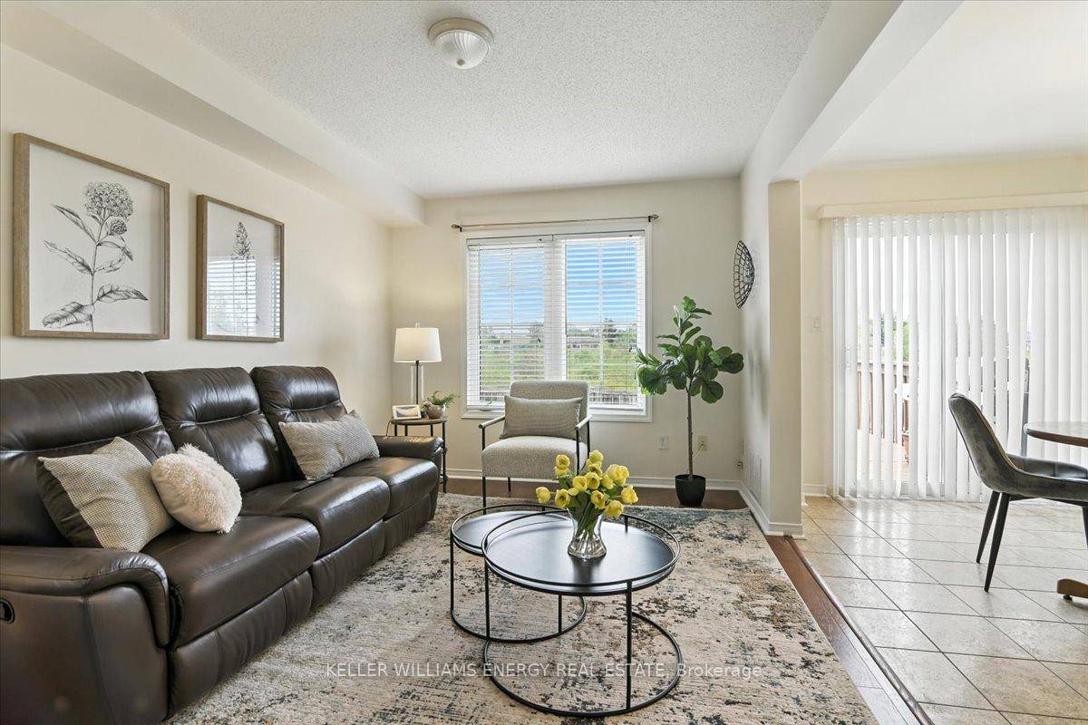 Tired of cookie cutter homes ?