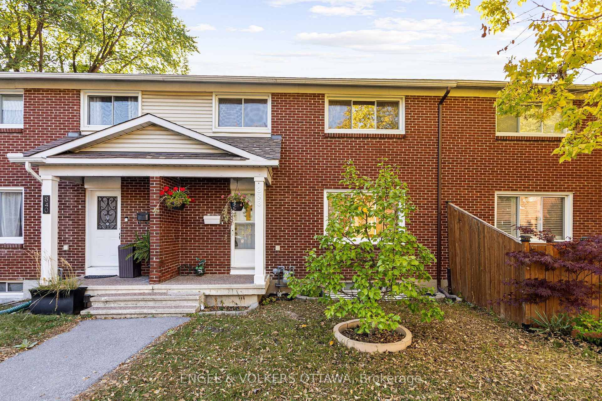Discover this beautifully maintained and spacious 3 bedroom freehold townhome, featuring an excellent layout that maximizes comfort and functionality.
