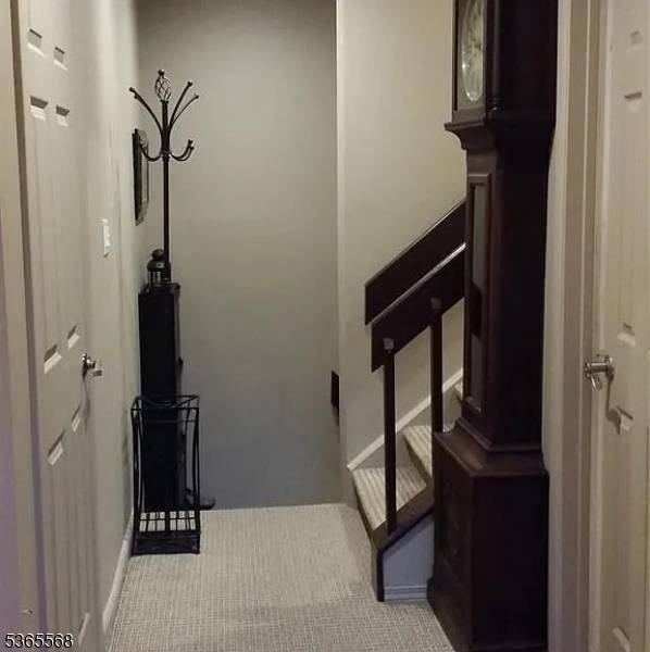 Welcome to Harmon Cove IV, one of Secaucus' most desirable gated communities !