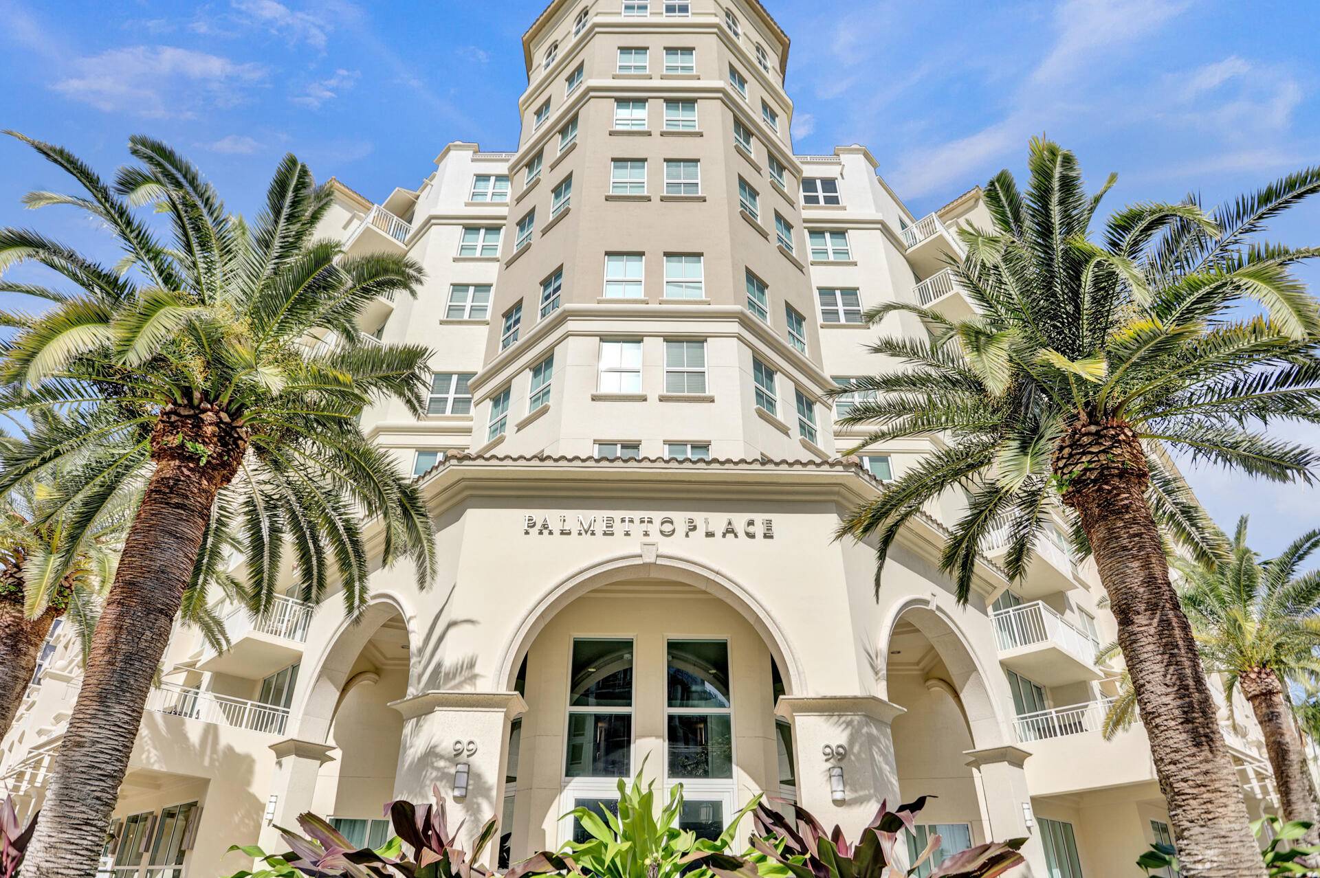 Three bedroom PENTHOUSE available in the hottest neighborhood East Boca Raton.