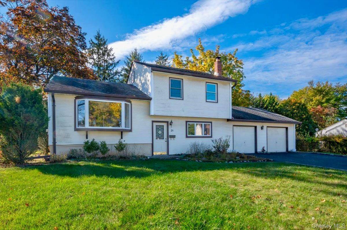 The perfect Mid Century Split is ready for your vision.